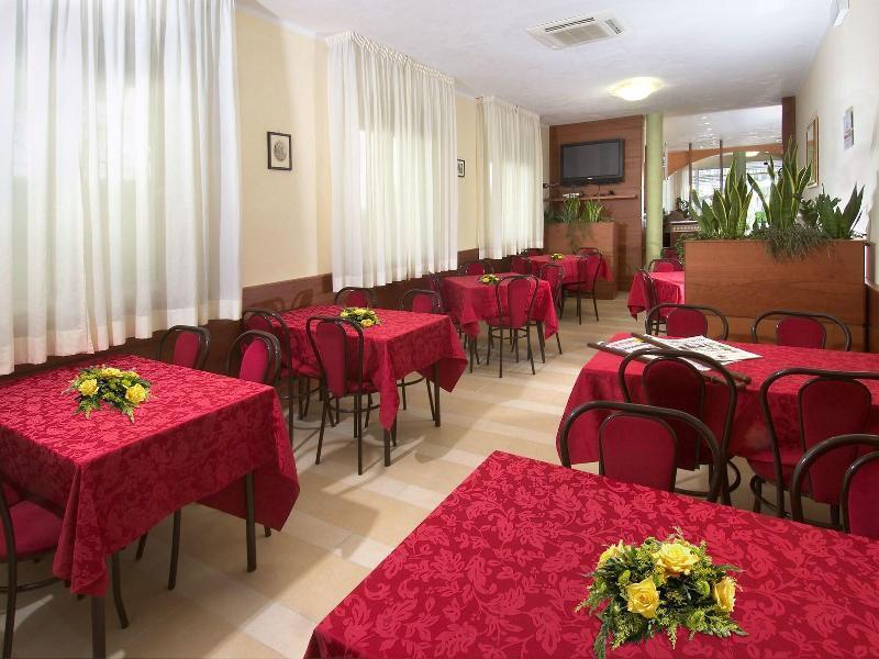 Hotel Odeon Cervia Esterno foto