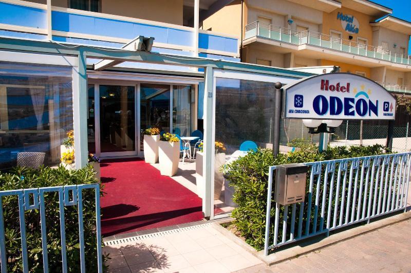 Hotel Odeon Cervia Esterno foto