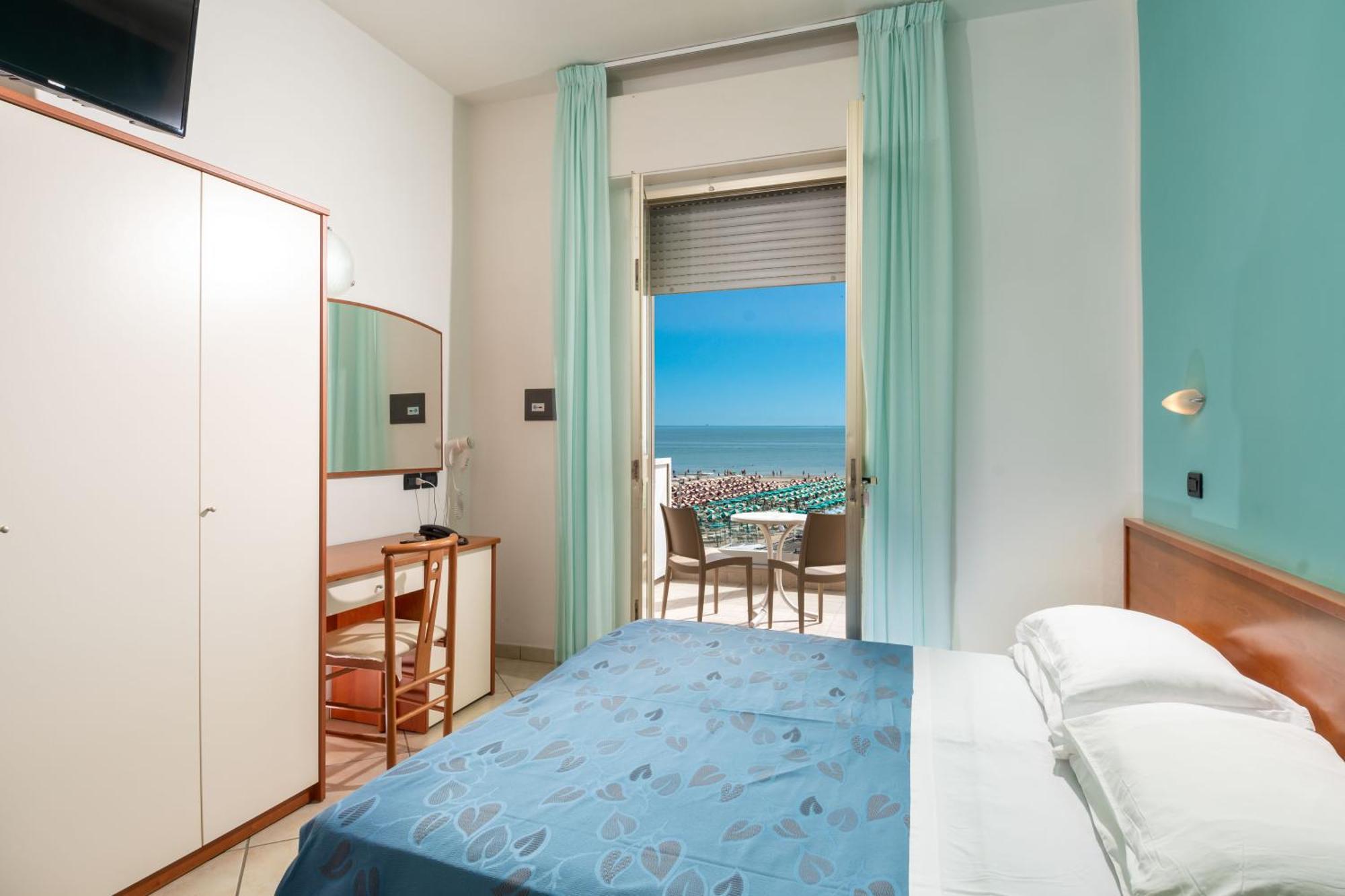 Hotel Odeon Cervia Esterno foto