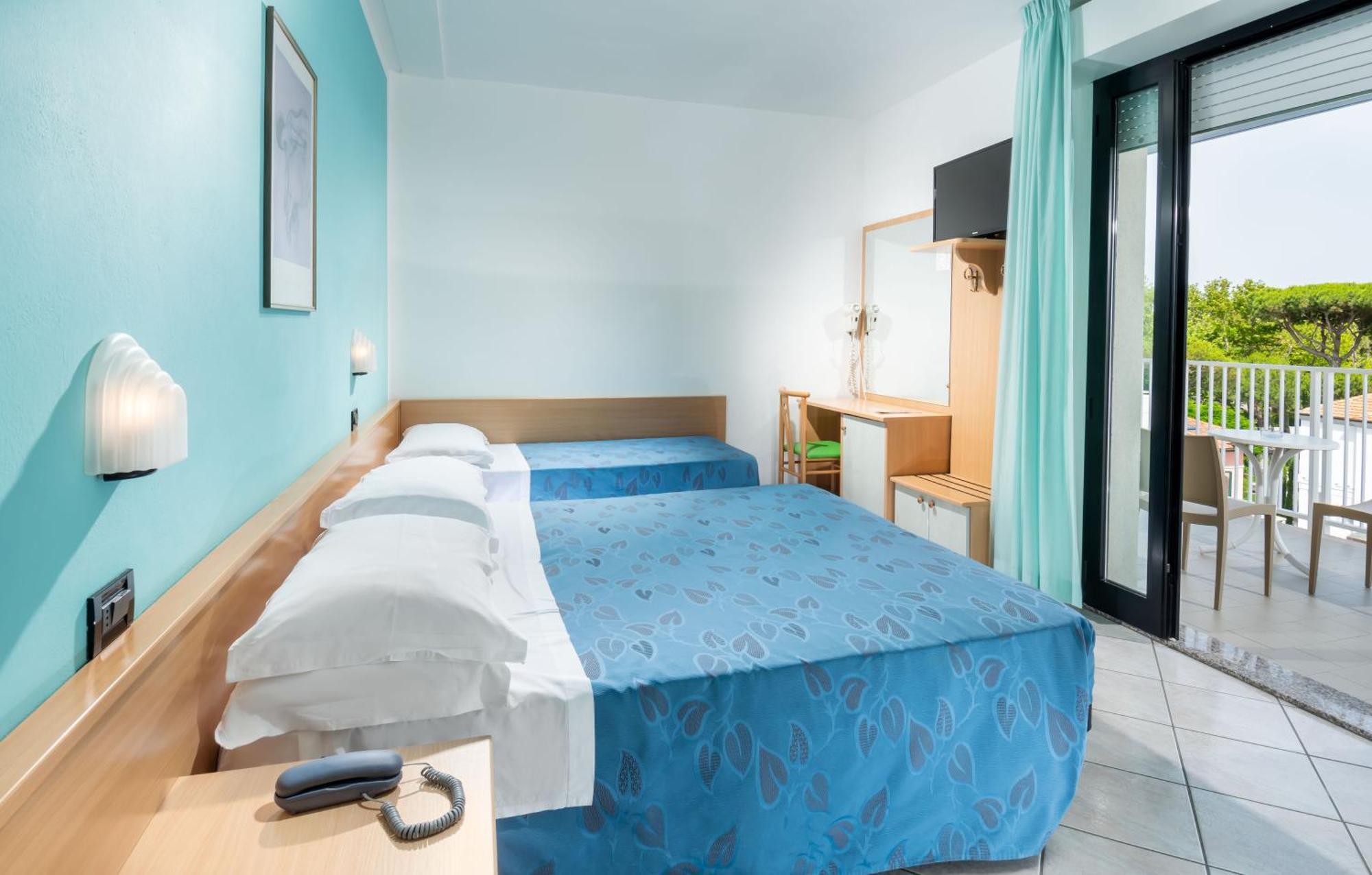 Hotel Odeon Cervia Esterno foto